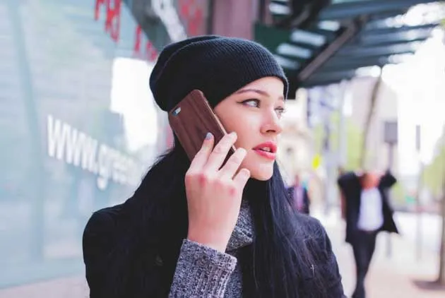 「我會請他回電」說"I'll make him call you back"，為何外國人就生氣了？
