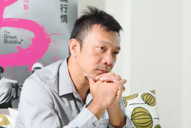 《大佛普拉斯》導演黃信堯：這是個荒謬的世界，好死不如賴活著