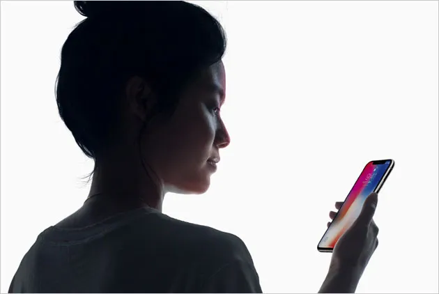 iPhone X開賣，排隊搶購熱、使用狀況也多？這６個職場3C使用禮儀，你應該先知道