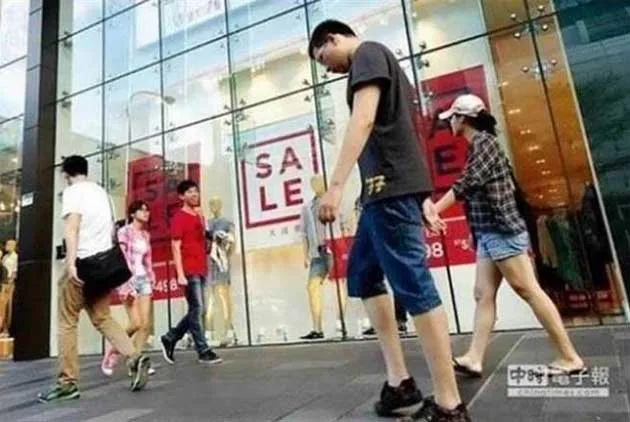 台灣不進反退？2017年度代表字反應兩岸差距