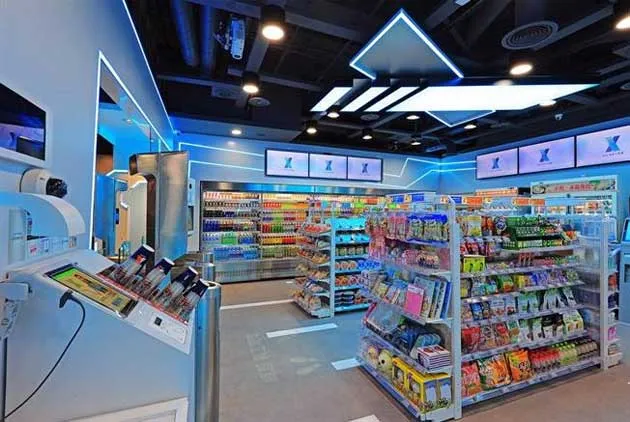 無人商店 VS. AI科技店，小七全家各比拚
