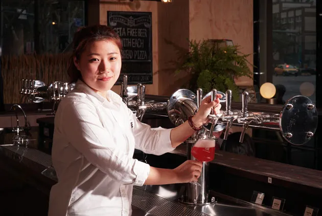 她２３歲到上海當餐飲主管：台灣人就算有８０％的實力，卻還是對自己沒自信