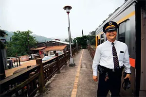跟著劉克襄「玩」鐵道