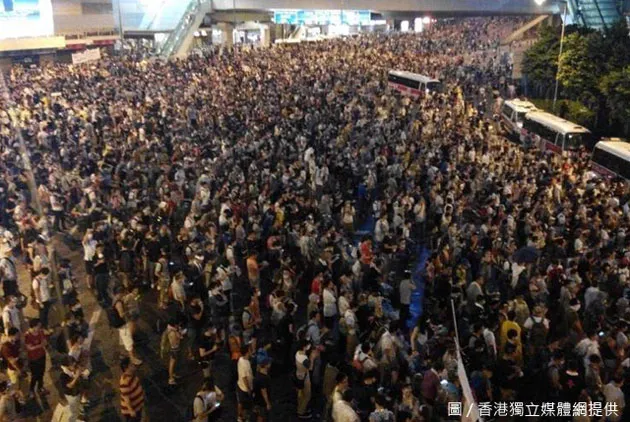 黃之鋒採訪後記：我羨慕台灣的民主
