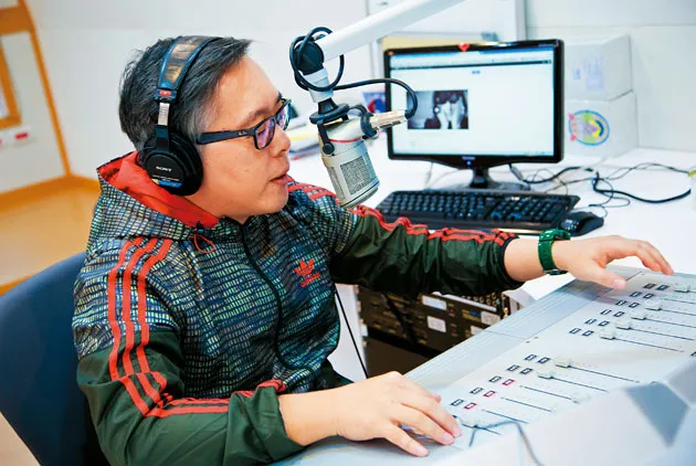 Austin週間跑業務，週末當DJ