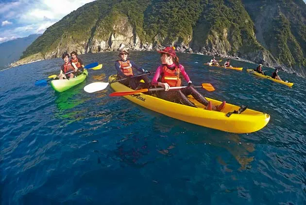 夏賞東海岸絕景，「獨」樂樂不如眾樂樂
