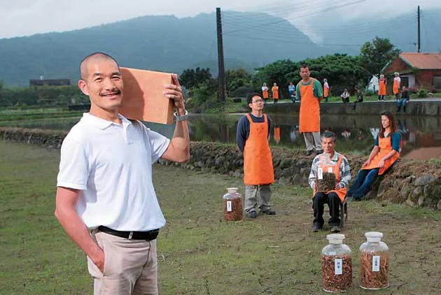 人生無路可轉，我180度向後走