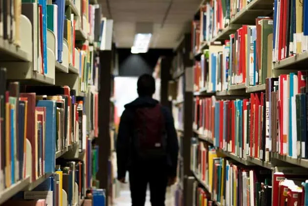 荒與慌：當大學生沒人教