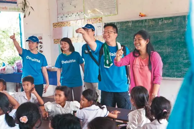 國際志工、服裝秀，情境演練讓專業更內化