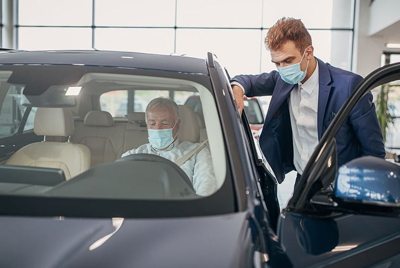 想買２輛賓士 業務卻叫我看型錄 給所有精品銷售員的一堂課 Cheers快樂工作人