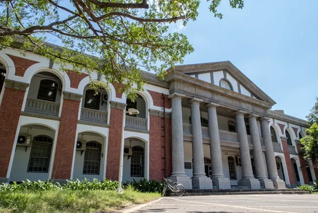 ２０１９企業最愛大學生：誰連３年擊敗台大？企業給新鮮人起薪欠競爭力、８成畢業生首份工作做不滿２年