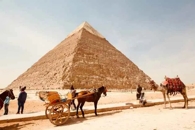 工作、旅行、人生，全世界都是我的遊樂場──埃及遊記之一：100埃磅(E￡)的埃及第一印象