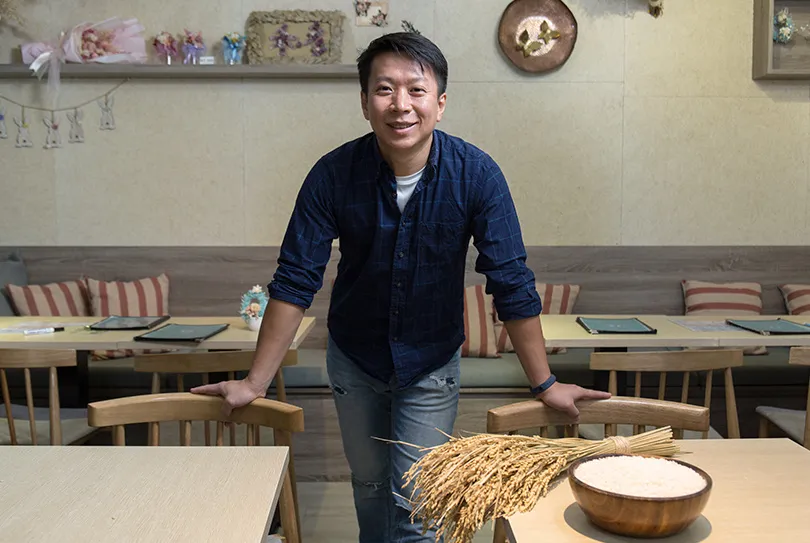 辭掉年薪百萬工作，工程師返鄉當農夫：「以前在台北慾望無窮，好像每天都在跟人比較。」