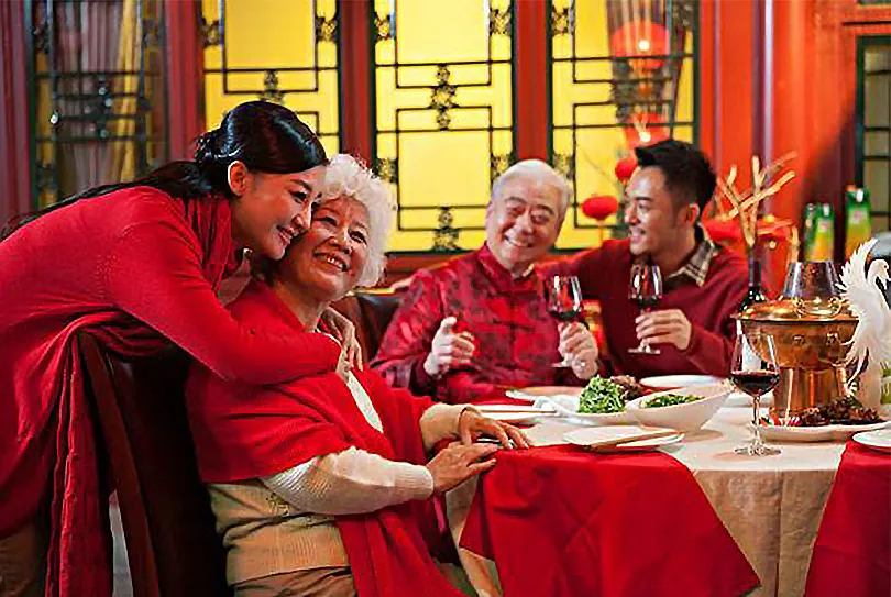 春節回家就是一場江湖！如何面對親戚催婚、婆媳相處：得體又不傷和氣的小方法