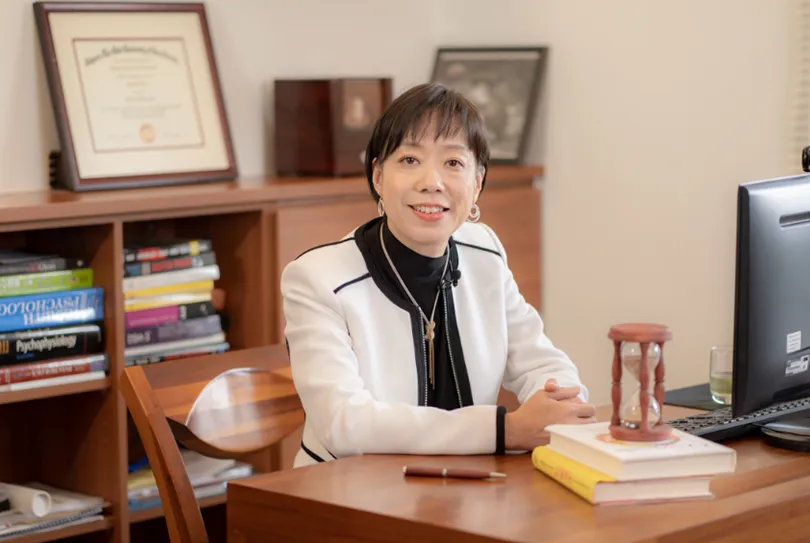 「不喜歡被說斜槓，每個角色我都全心投入」她是心理學博士、也是Uber司機、還會開鎖