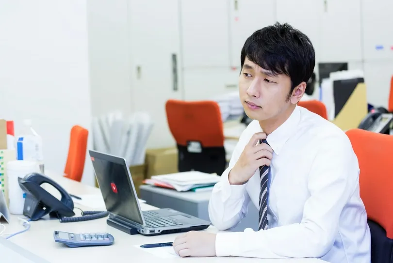 為什麼越努力工作、越看不到成效？你很有可能做的是「偽工作」