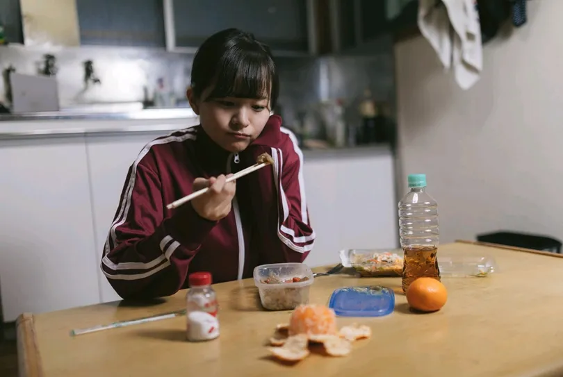 在台北一個月只花１５００元吃飯錢？ ８年級理髮師翁逸富：錯誤的省錢，會讓你看不到自己的價值