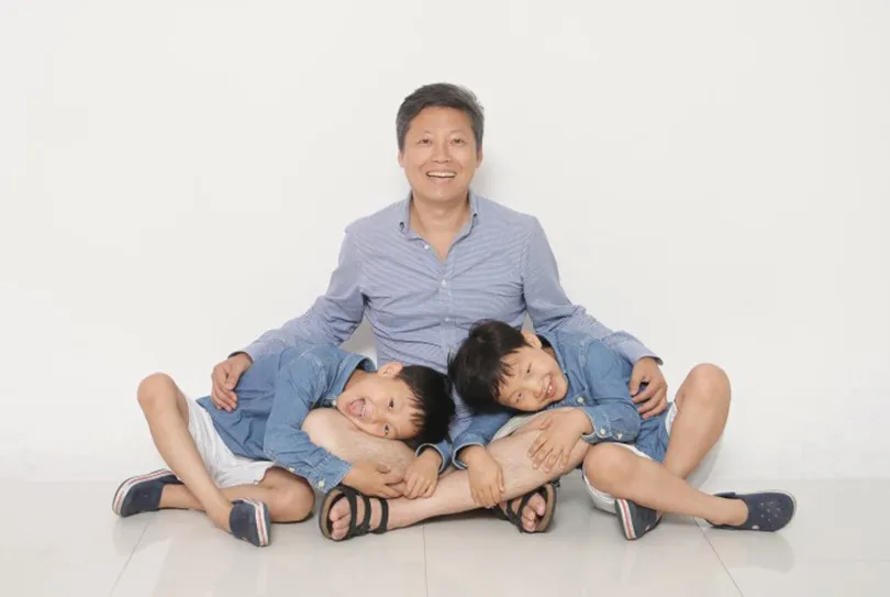 罹癌父送給雙胞胎兒子的話：我無法留一筆鉅額財產給你們，但有一樣比金錢更珍貴的東西…