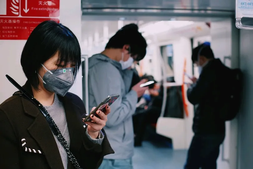 上班族請收藏：１０個通勤時必聽的Podcast，你聽過了嗎？
