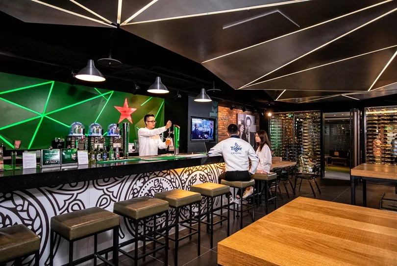 一進公司就有酒吧和無限暢飲啤酒！海尼根台灣辦公室如何辦到讓員工驚呼的大改造？