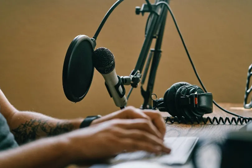 如何開始自己的Podcast頻道：５步驟帶你從器材準備到完成節目