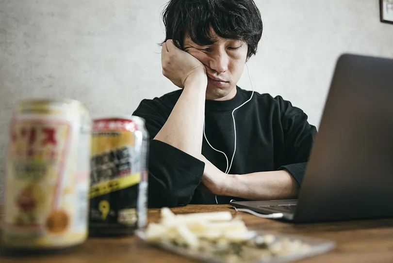 如果一份工作完全不能帶給你成就感，為什麼你卻要栽在上面呢？