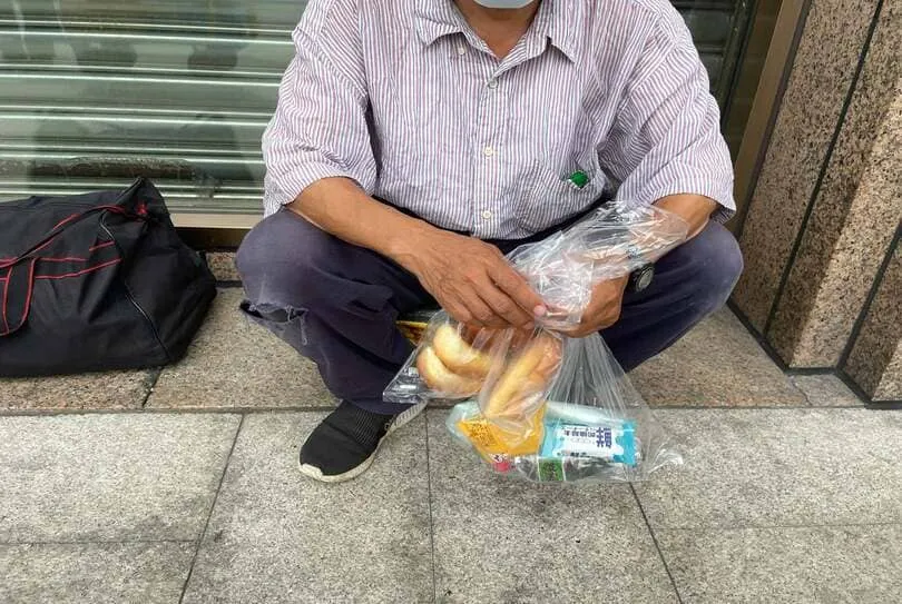 街友到處亂跑，成為疫情未爆彈？先搞清楚：在鏡頭前，你看到的是不是「真」街友