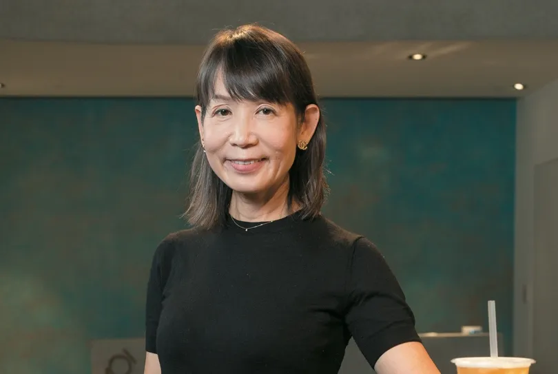連讀２個EMBA，打造手搖杯霸主地位