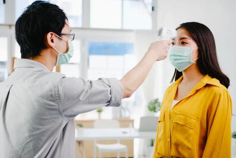 打了疫苗才能面試、上班，合法嗎？