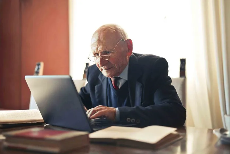 老來求職是未來趨勢？需思考你有什麼價值到７５歲仍被雇用。