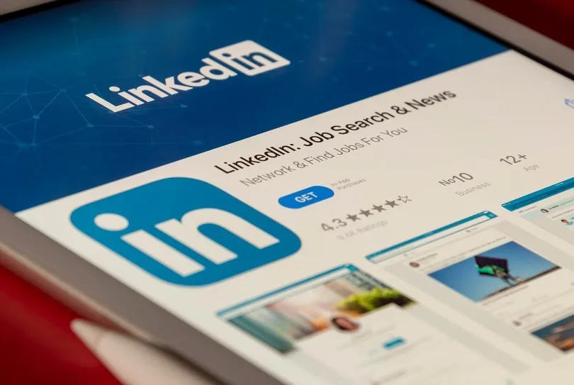 擺脫「有工作就做」！善用LinkedIn，為自己打造理想職涯
