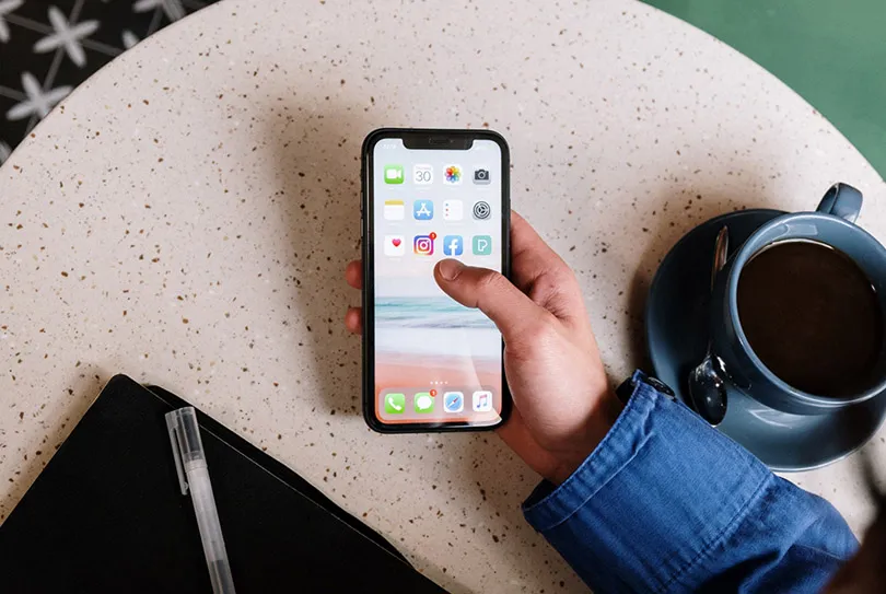 職場裡，你是容易被取代的抽取式面紙，還是有死忠消費者的iPhone？