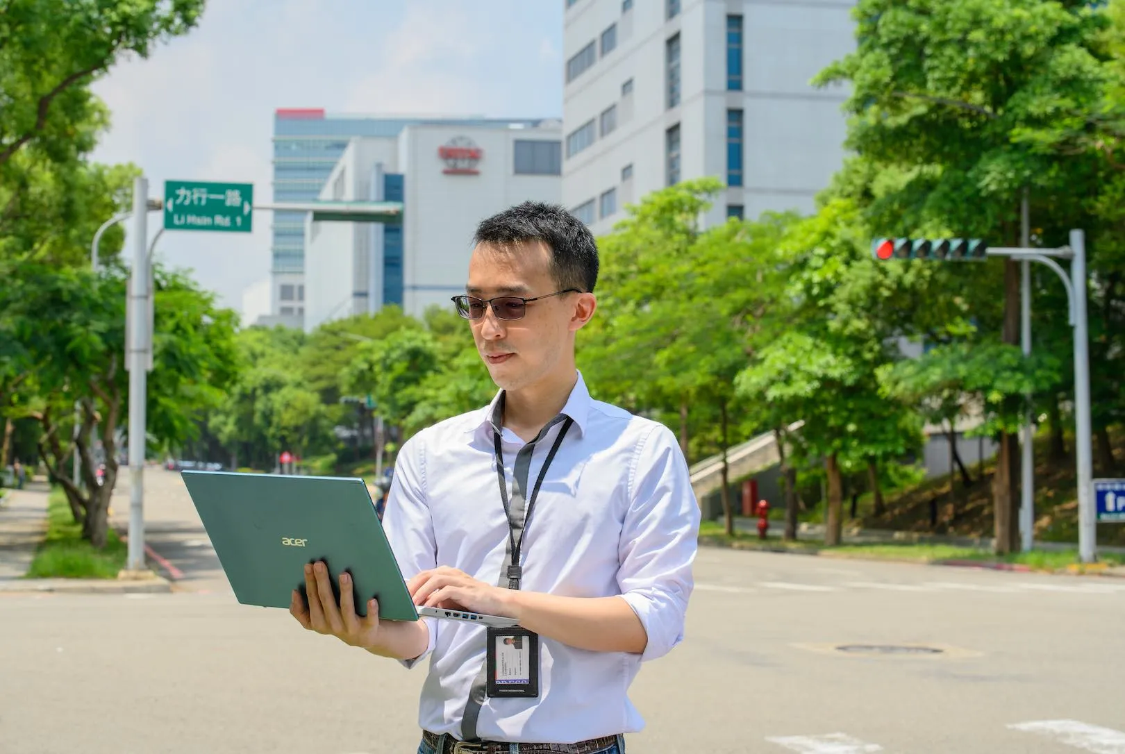 知識網紅《下一本讀什麼》瓦基，用工程師紀律成功轉行- Cheers快樂工作人
