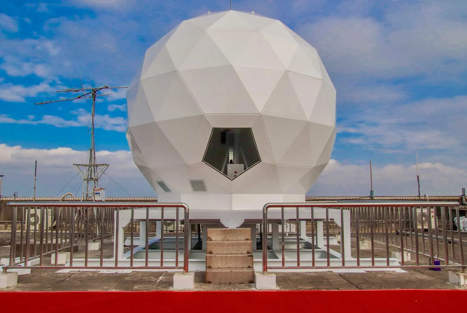 中央大學太空
