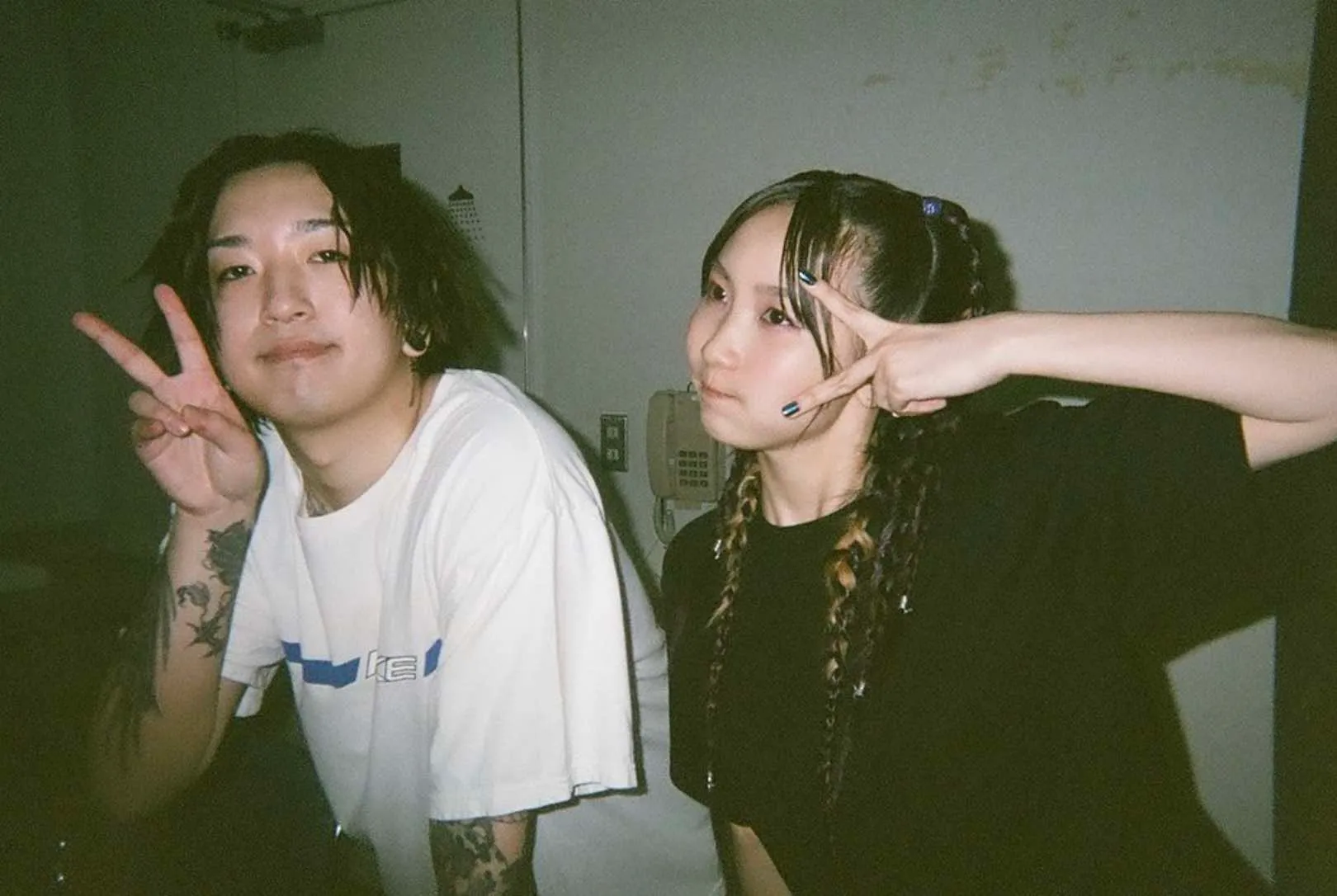 一出道就首首破億觀看，一次看懂日本「怪物」級團體YOASOBI的出道故事- Cheers快樂工作人