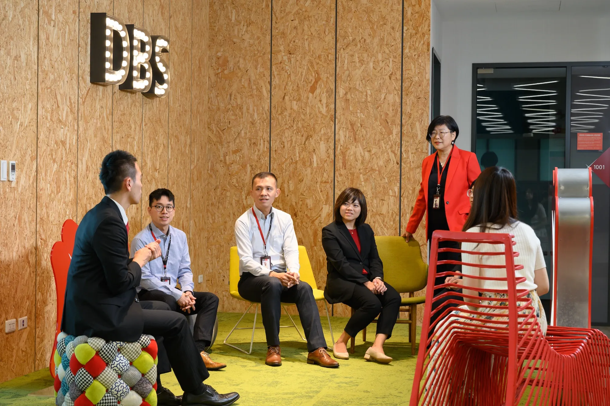 星展銀行力推「逆分工」，打造人才流動機制：員工申請輪調前可先「試吃」新工作，四年內輪調人數翻倍- 人才永續@天下學習