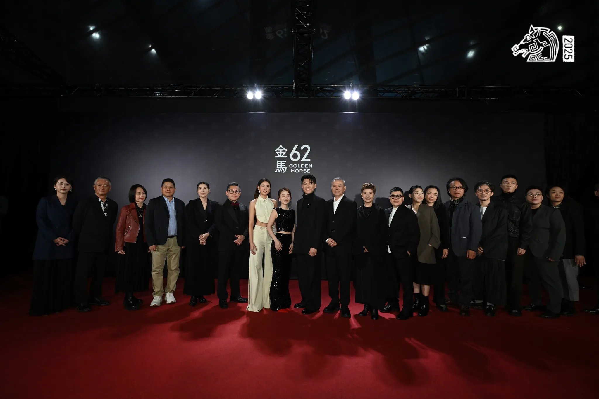 第６２屆金馬獎得獎名單揭曉：《大濛》獲最佳影片等五項大獎，張震《幸福之路》拿影帝、范冰冰《地母》封影后- Cheers快樂工作人